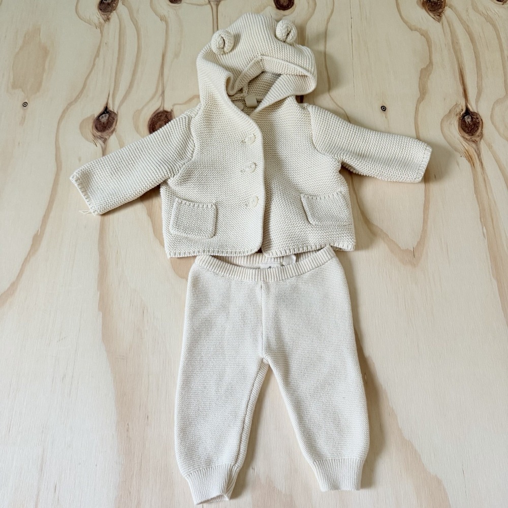 Baby Gap Knit Baby Sweater & Pants Set 0-3 Months Beige 100% Cotton